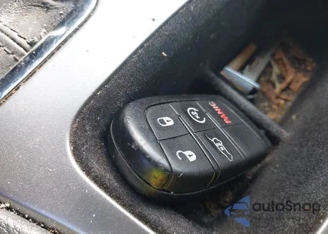 2018 Jeep Grand Cherokee Altitude 4X4 from USA, damaged, VIN 1C4RJFAGXJC103266